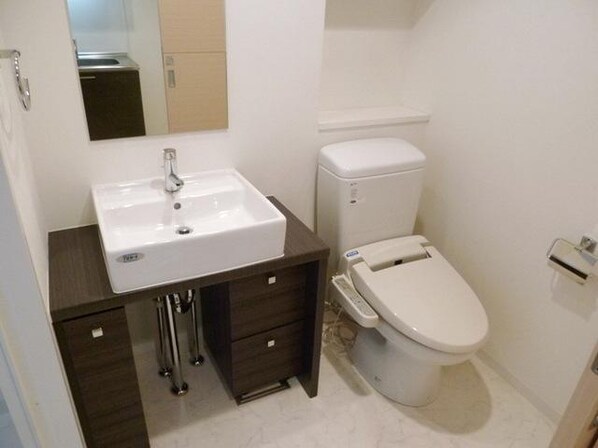 レジディア幡ヶ谷の物件内観写真